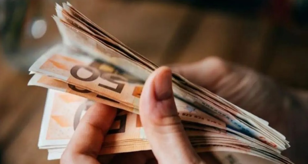 Συντάξεις-Μαΐου-2025:-Ποιοι-πάνε-πρώτοι-στο-ΑΤΜ
