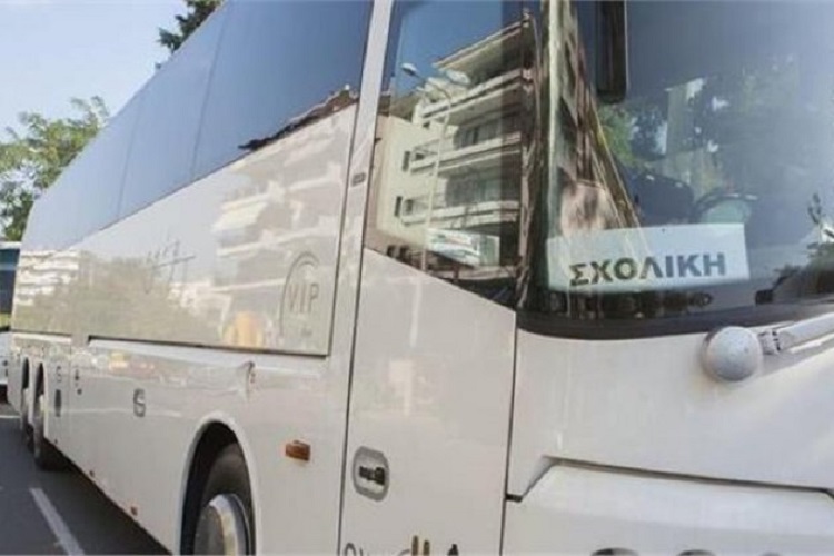 Θεσσαλονίκη:-Αδιανόητο-περιστατικό-σε-σχολική-εκδρομή-–-Έκαναν-στάση-με-το-λεωφορείο-και…