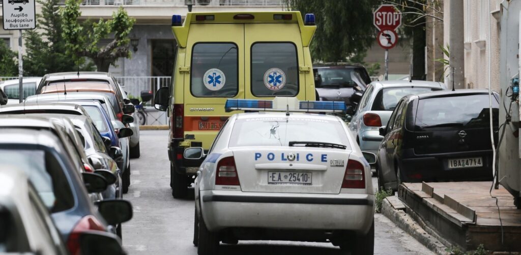 Άγριο-περιστατικό-σε-πολυκατοικία-του-Βύρωνα-–-Γυναίκα-στον-3ο-όροφο…