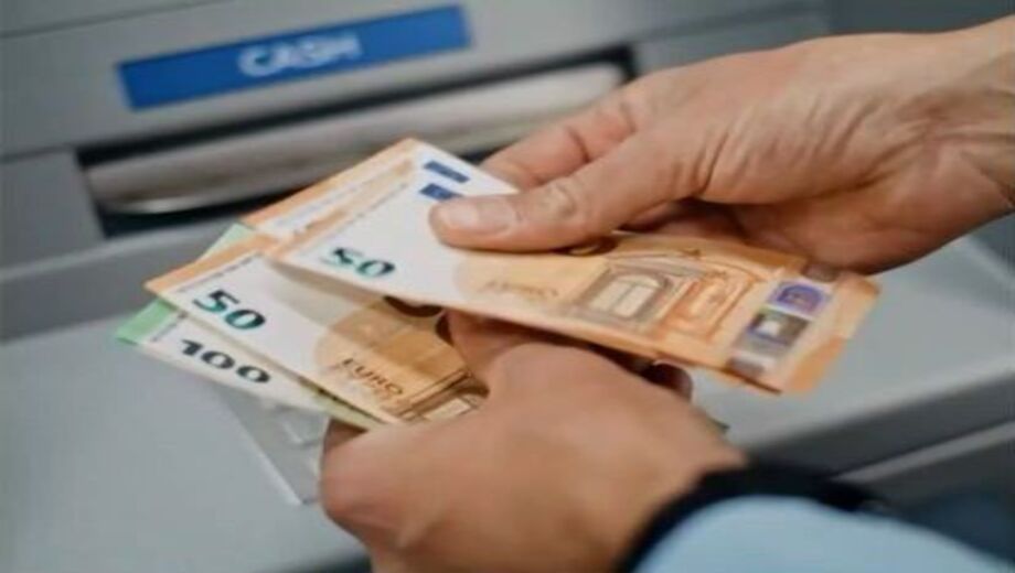 Αυτή-η-ελληνική-τράπεζα-βάζει-“χαράτσι”-1,5-ευρώ-στα-ΑΤΜ-–-Είναι-η…