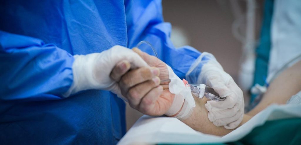 Σοκ-στη-βόρεια-Ελλάδα,-με-ζευγάρι!-Δίνουν-μάχη-για-τη-ζωή-τους,-αφού-έφαγαν-σε-γιορτή…