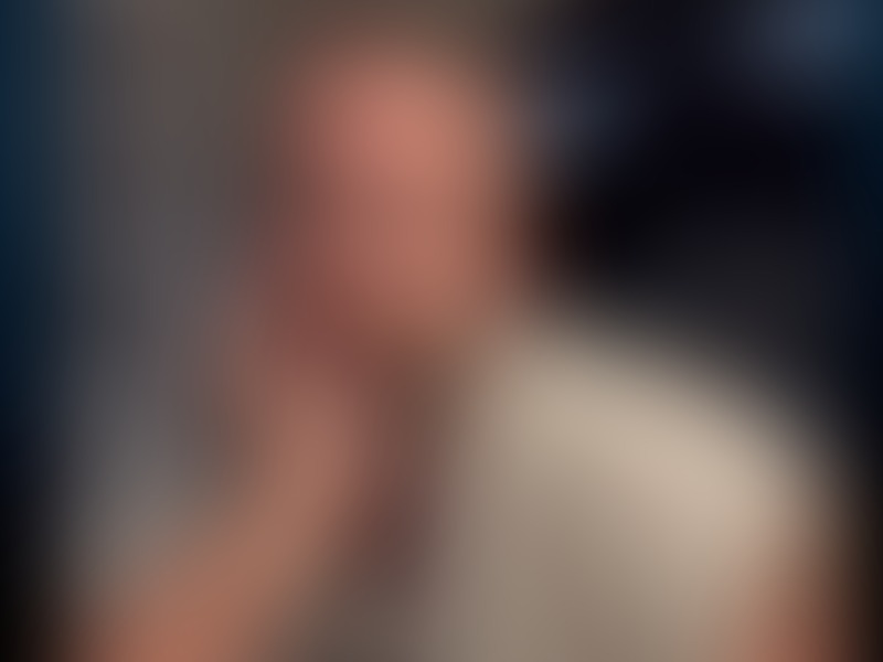 Έκτακτο-–-Πασίγνωστος-βουλευτής-του-ΣΥΡΙΖΑ-γρονθοκόπησε-Έλληνα-δημοσιογράφο-–-Τον-σώριασε-στο-πάτωμα…