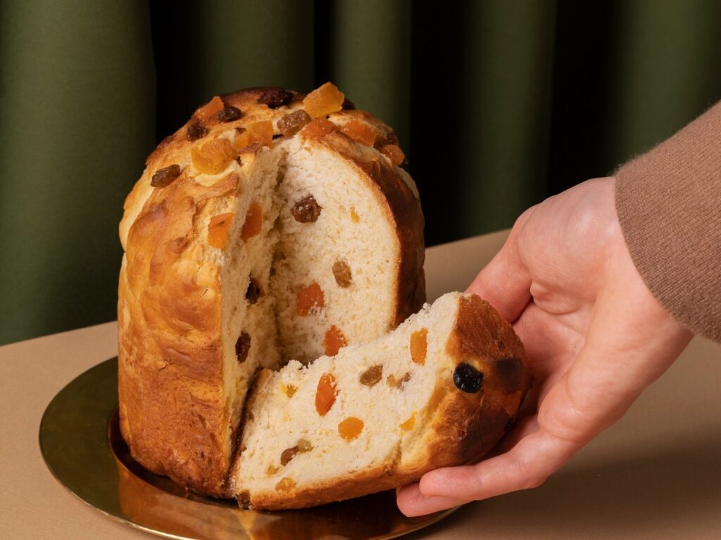 Τραγωδία-σε-χριστουγεννιάτικο-τραπέζι:-Σε-σοκ-η-οικογένειά-του,-που-τα-είδε-όλα-με-τα-μάτια-της-–-Έτρωγε-πανετόνε-και…