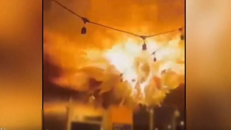 Κραν Μοντανά: Το ματωμένο ρεβεγιόν της Ελβετίας και η παραλίγο τραγωδία στο Παγκράτι – Τι έσωσε το μαγαζί;(Βίντεο) Κραν-Μοντανά:-Το-ματωμένο-ρεβεγιόν-της-Ελβετίας-και-η-παραλίγο-τραγωδία-στο-Παγκράτι-–-Τι-έσωσε-το-μαγαζί;(Βίντεο)