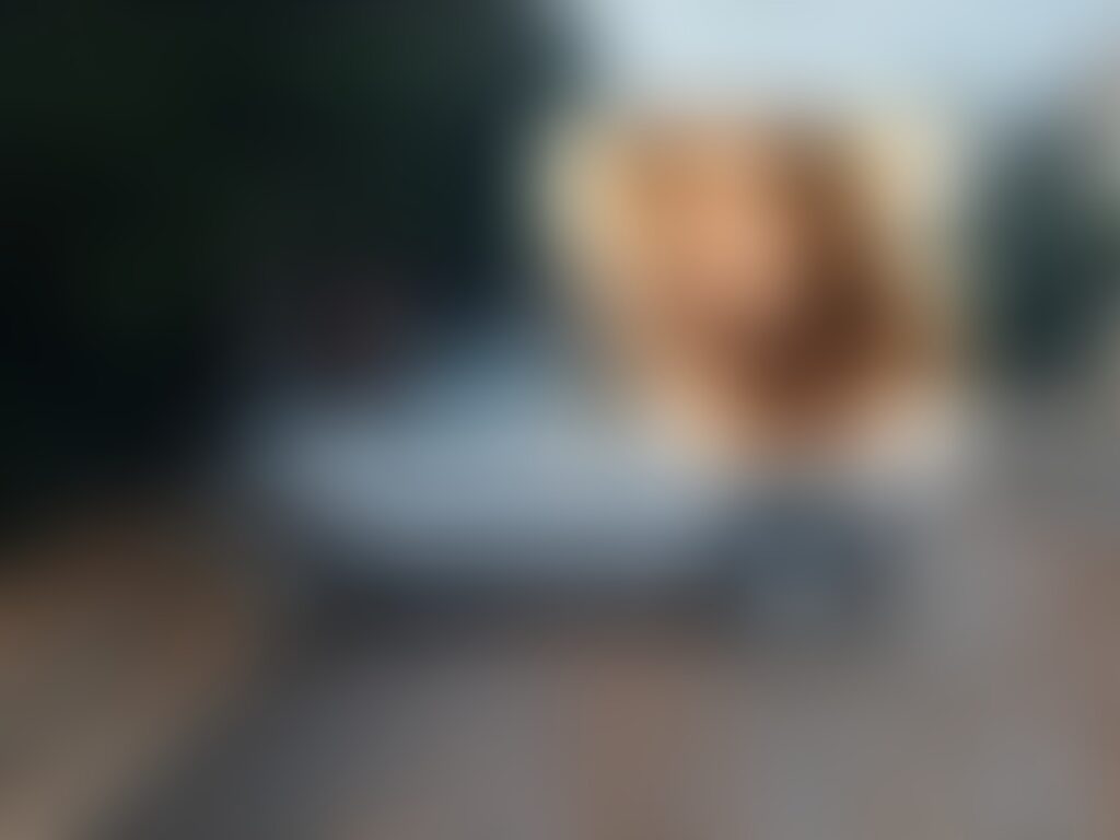 Γλυφάδα:-Αυτή-είναι-η-εκπαιδευτικός-που-παρασύρθηκε-και-πνίγηκε-από-τα-νερά-–-“Φαίνονταν-μόνο-τα…”-(Βίντεο-σοκ)