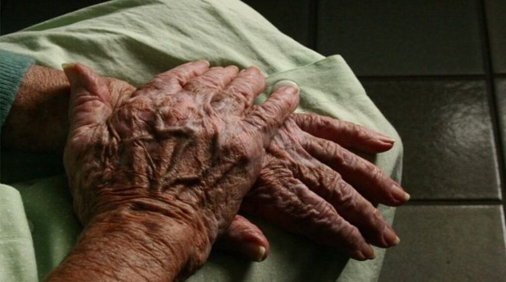 Φρίκη-και-ανατριχίλα!-Οι-Αρχές-έπαθαν-σοκ-με-όσα-είδαν!-Ζούσε-χωρίς-παράθυρα-και-τουαλέτα-για…