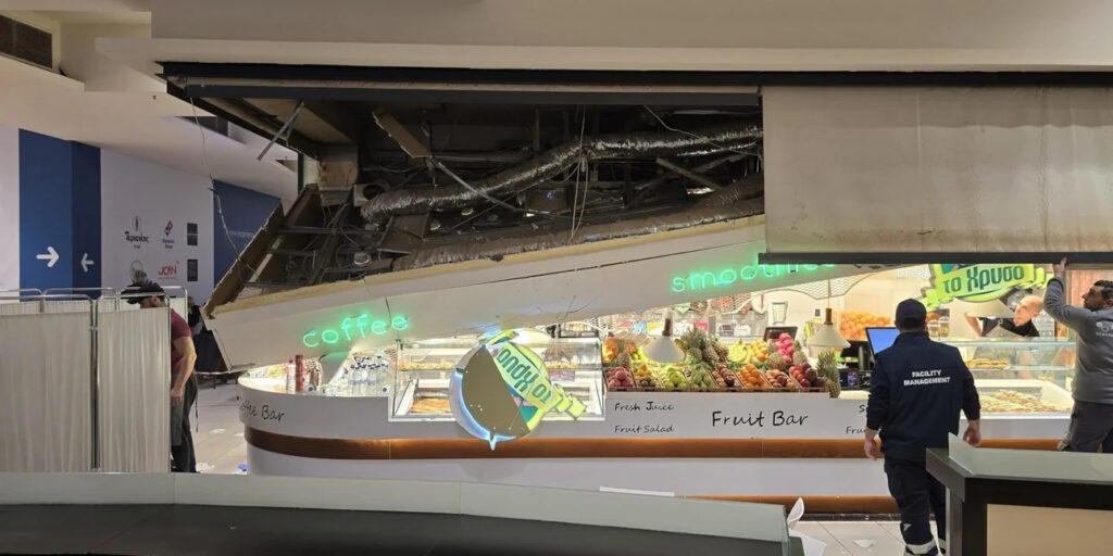 Ελλάδα: Σοκάρει η 45χρονη που έπεσε πάνω της η οροφή, σε γνωστό πολυκατάστημα – “Μου λείπει ολόκληρο κομμάτι στο…”