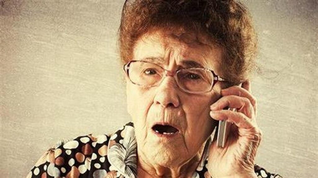 Είδε στην κάμερα ασφαλείας την πεθερά της να μπαίνει κρυφά στο σπίτι της και…