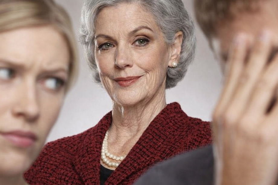 Τα 3 ζώδια που είναι οι πιο κακές πεθερές – Τη βάψατε…θα γίνουν ο εφιάλτης σας! Τα-3-ζώδια-που-είναι-οι-πιο-κακές-πεθερές-–-Τη-βάψατε…θα-γίνουν-ο-εφιάλτης-σας!