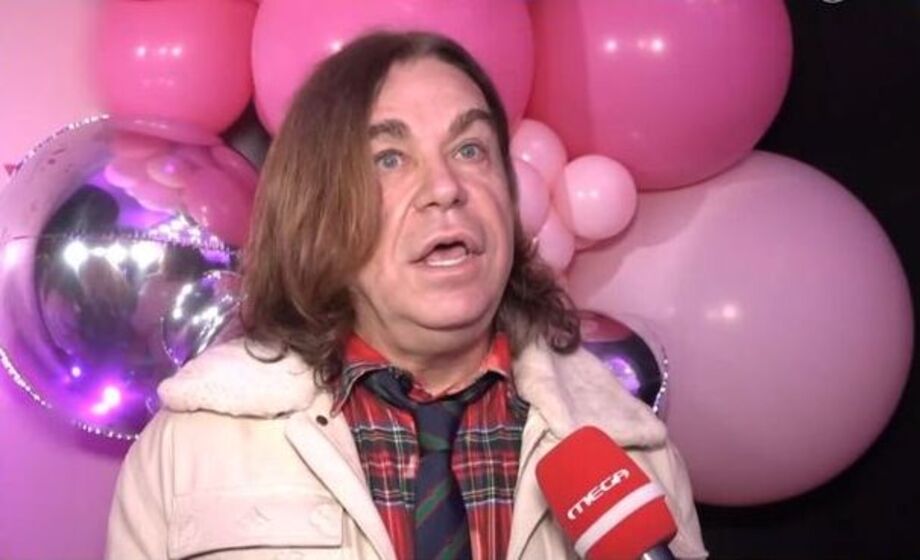 Δραματικές-στιγμές-για-τον-Τρύφωνα-Σαμαρά-–-Βρέθηκε-σκοτωμένο-στα-παρασκήνια-του-j2us…