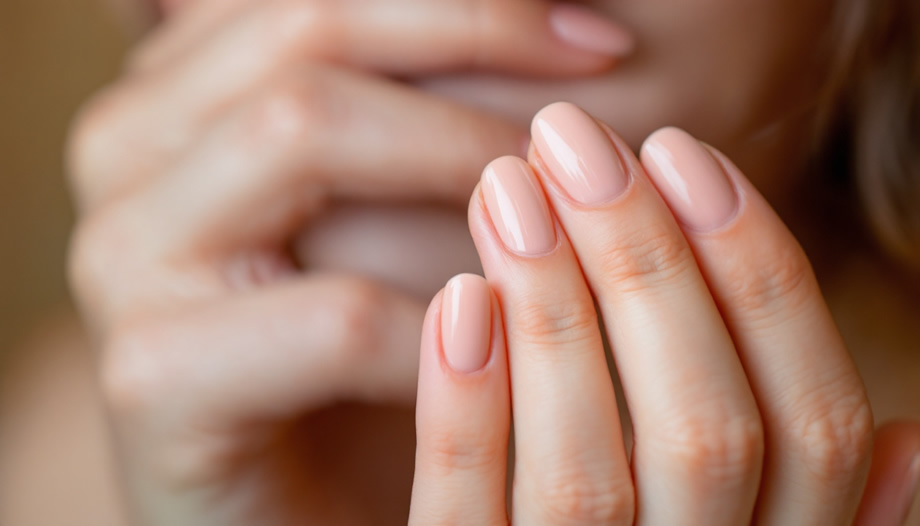 Αυτή η τάση στο μανικιούρ θα επικρατήσει, πριν το Πάσχα – Είναι σικάτο και ταιριάζει σε όλες! Αυτή-η-τάση-στο-μανικιούρ-θα-επικρατήσει,-πριν-το-Πάσχα-–-Είναι-σικάτο-και-ταιριάζει-σε-όλες!