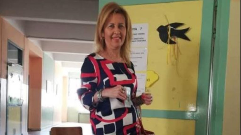 Θεσσαλονίκη:-Η-σοκαριστική-αναφορά-της-καθηγήτριας,-πριν-πεθάνει-από-εγκεφαλικό-–-Μου-φώναζαν-«μ@@@@»,-«β@@@@»-και-«π@@@@»…