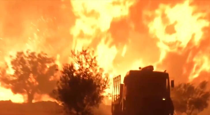 Έκτακτο-–-Ελλάδα:-Μεγάλη-φωτιά-σε-εξέλιξη!-Διπλό-μέτωπο-στον…