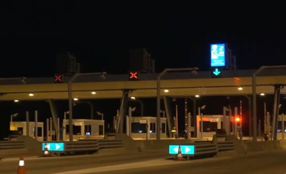 Έκτακτο – Ελλάδα: Φωτιά σε διόδια – Μεγάλη επιχείρηση της πυροσβεστικης – Έκλεισαν την εθνική οδό Έκτακτο-–-Ελλάδα:-Φωτιά-σε-διόδια-–-Μεγάλη-επιχείρηση-της-πυροσβεστικης-–-Έκλεισαν-την-εθνική-οδό