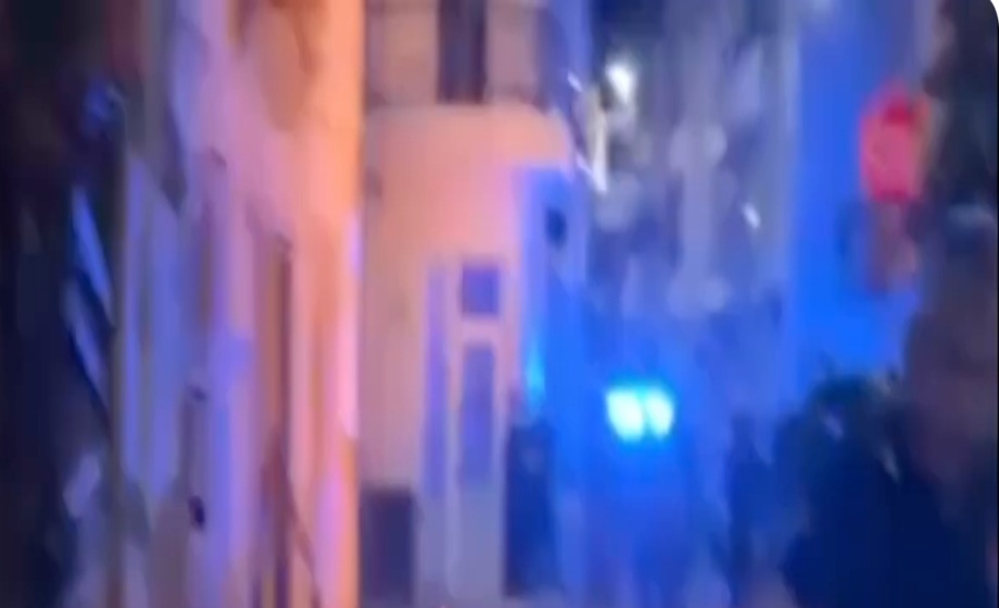 Νύχτα τρόμου στη Χαλκίδα! Σηκώθηκε η γειτονιά στο πόδι – Ακούστηκε ένα μπαμ και δεν πίστευαν στα μάτια τους με αυτό που… Νύχτα-τρόμου-στη-Χαλκίδα!-Σηκώθηκε-η-γειτονιά-στο-πόδι-–-Ακούστηκε-ένα-μπαμ-και-δεν-πίστευαν-στα-μάτια-τους-με-αυτό-που…