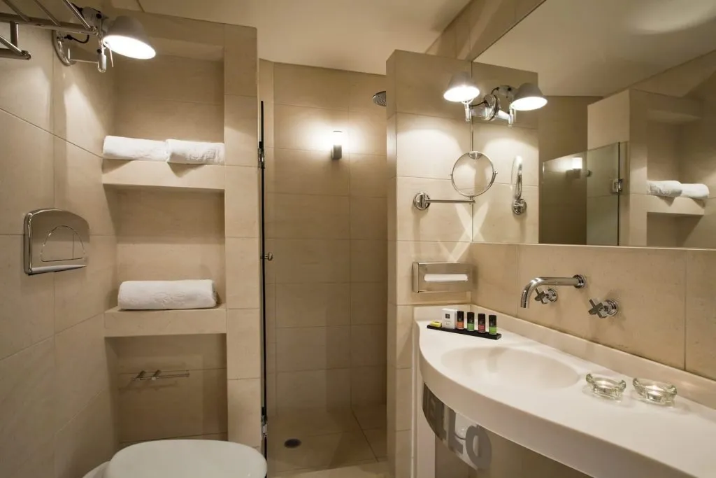 Αυτό το κόλπο κάνουν στα ξενοδοχεία και μοσχομυρίζει πάντα η τουαλέτα! Χωρίς αρωματικά και καθαριστικά! Αυτό-το-κόλπο-κάνουν-στα-ξενοδοχεία-και-μοσχομυρίζει-πάντα-η-τουαλέτα!-Χωρίς-αρωματικά-και-καθαριστικά!