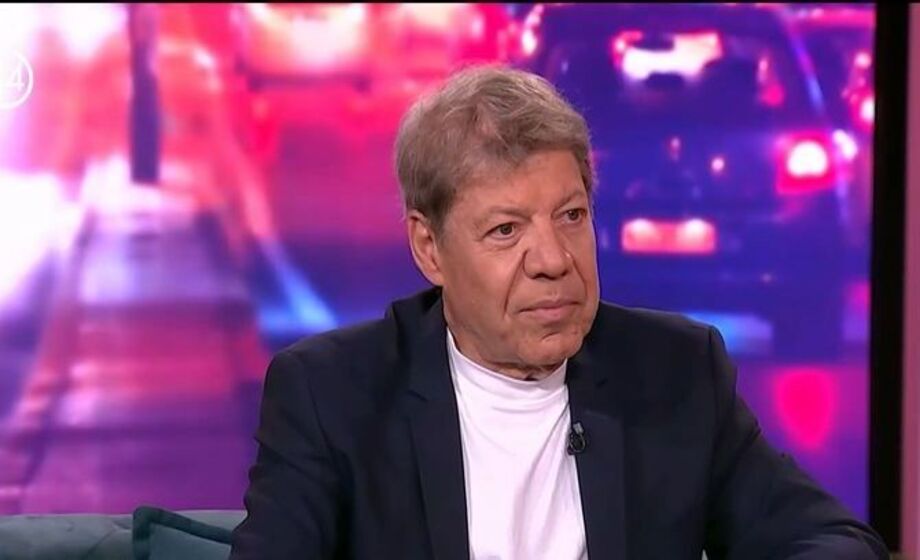 Βαγγέλης Κονιτόπουλος: Το άγνωστο οικογενειακό του δράμα! “Πήγα και στη Νικολούλη…” Βαγγέλης-Κονιτόπουλος:-Το-άγνωστο-οικογενειακό-του-δράμα!-“Πήγα-και-στη-Νικολούλη…”