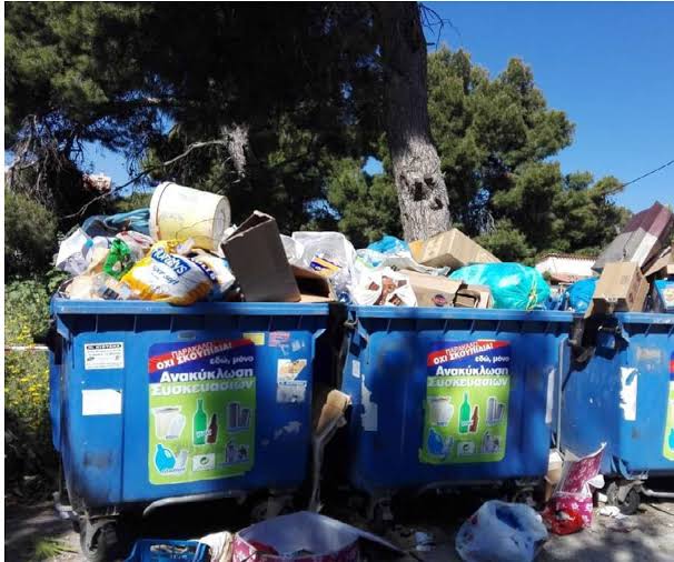 Έκτακτο – Λουτράκι: Πήγε να πετάξει τα σκουπίδια και τον περίμενε μία τραγική στιγμή Έκτακτο-–-Λουτράκι:-Πήγε-να-πετάξει-τα-σκουπίδια-και-τον-περίμενε-μία-τραγική-στιγμή